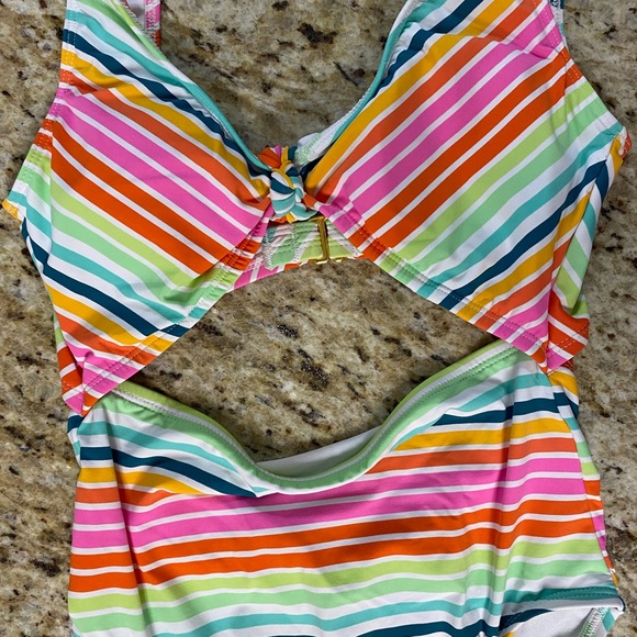NWT decree 1 Piece Cutout Stripe Swimsuit Medium Coverage XS - Picture 11 of 16
